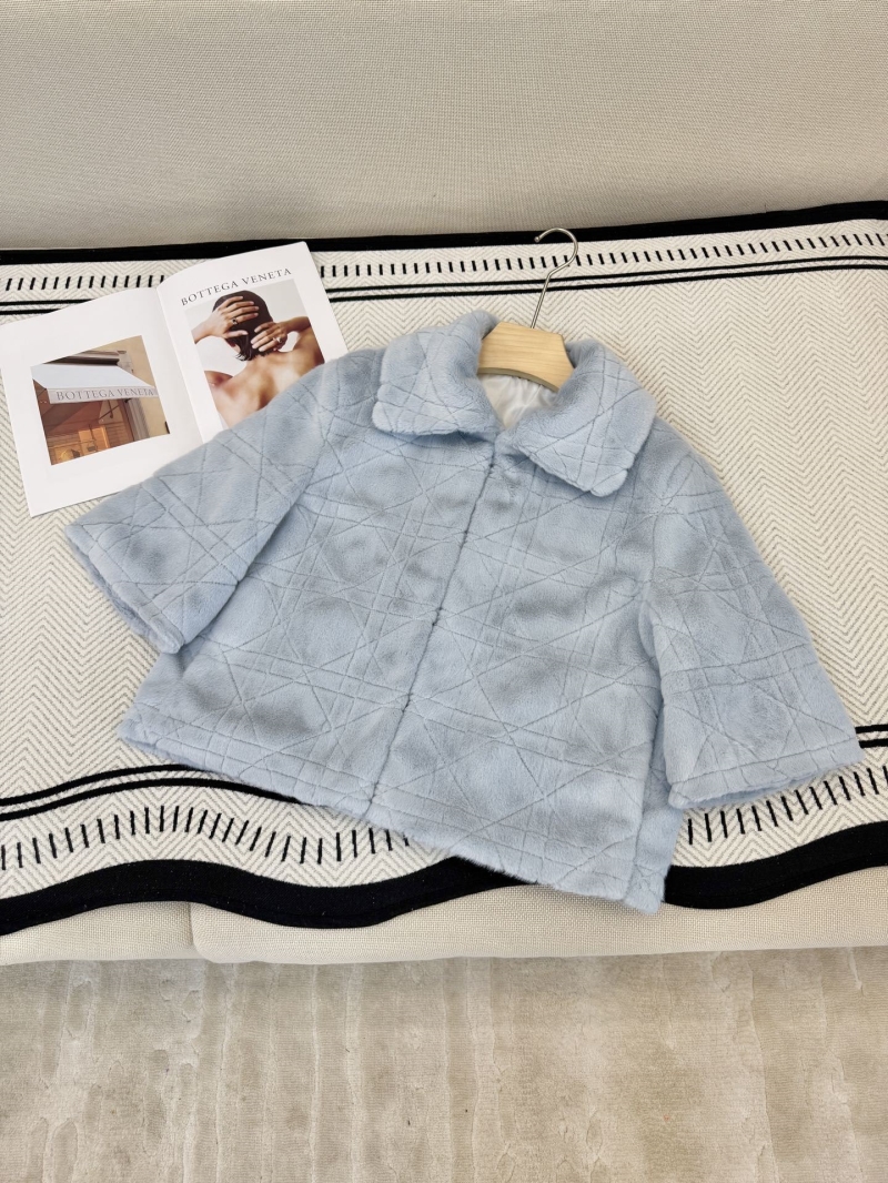 chr1st1an D10r outwear